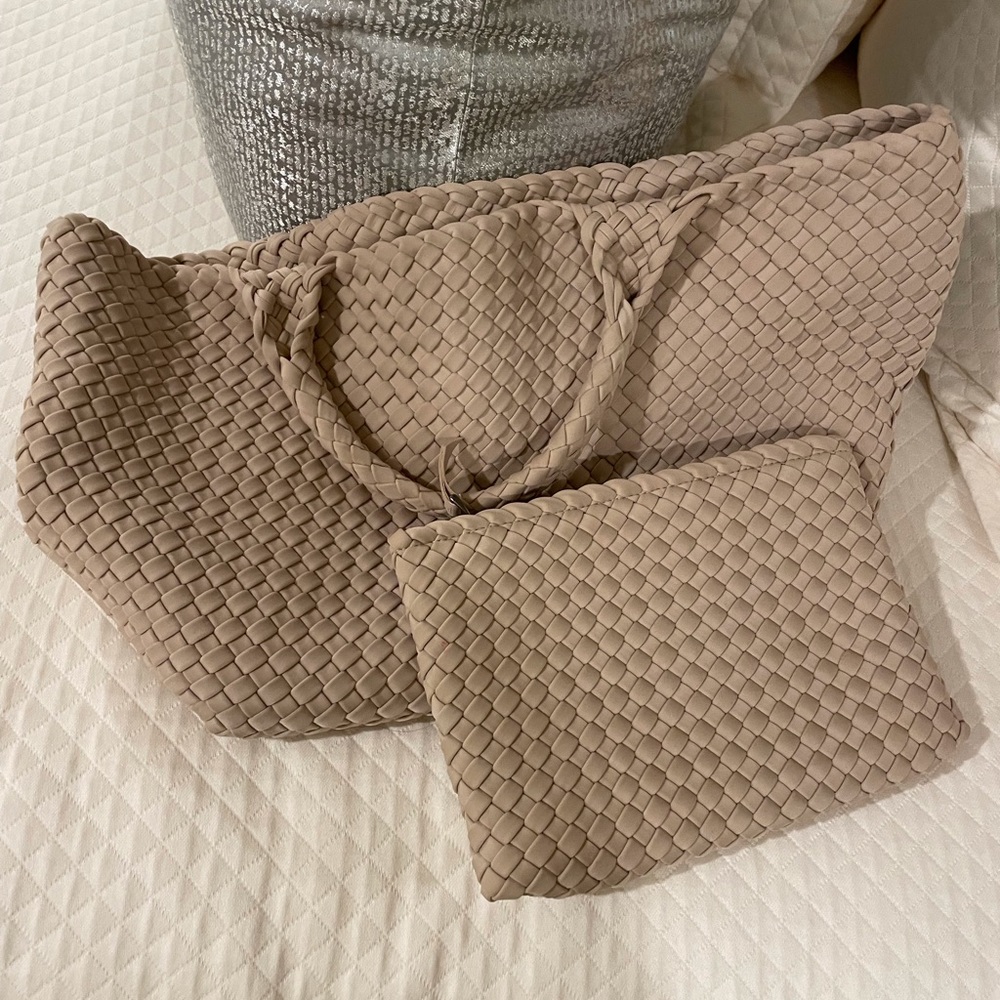 Naghedi St Barths medium tote. Ecru.